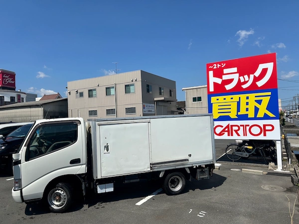 トラック写真