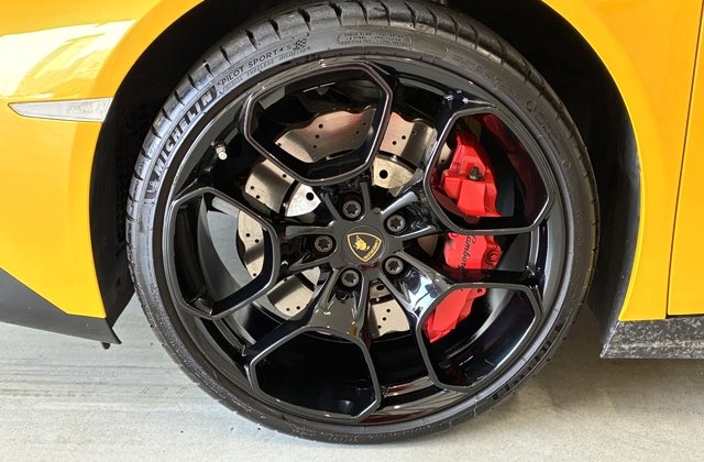 ランボルギーニウラカンLP580-2