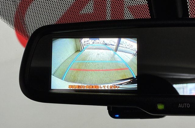 トヨタハイエースマルチロール トランスポーター