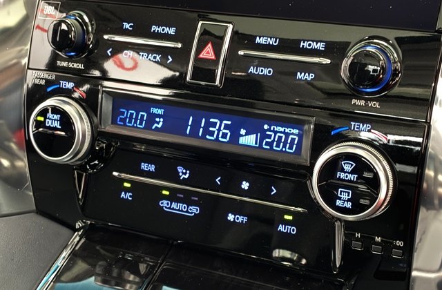 トヨタアルファードS Cパッケージ