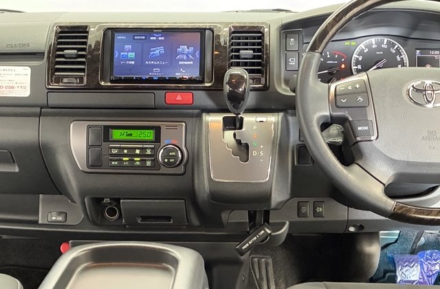 トヨタハイエースバン スーパーGL ダークプライムII