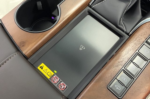 レクサスLX600