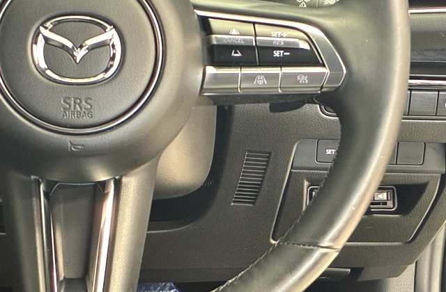 マツダMAZDA3ファストバック20S Lパッケージ