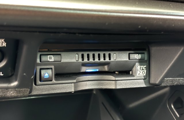 トヨタクラウンハイブリッドRS リミテッドII