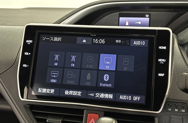 トヨタヴォクシーZS 煌 III