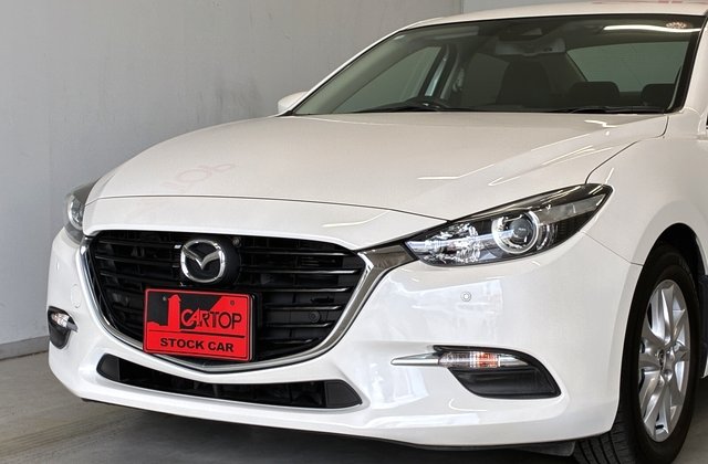 マツダアテンザセダン15S