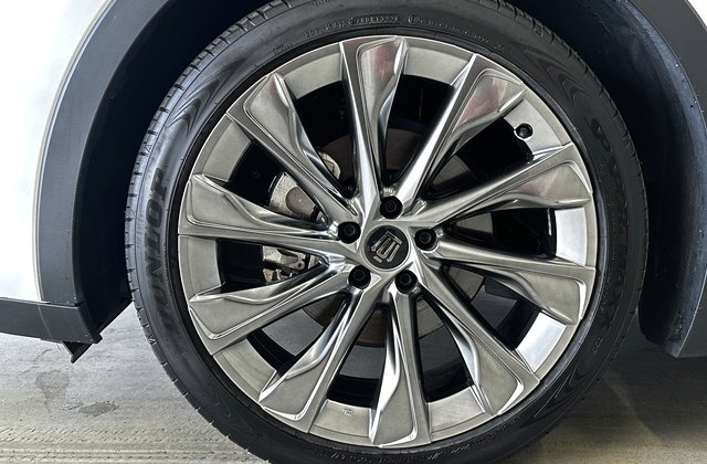 トヨタクラウンクロスオーバーGアドバンスドレザーパッケージ