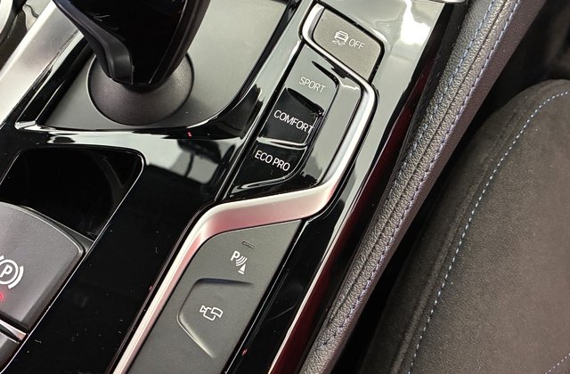 BMW5シリーズ523d Mスポーツ