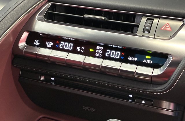レクサスLC500クーペ Sパッケージ 後期