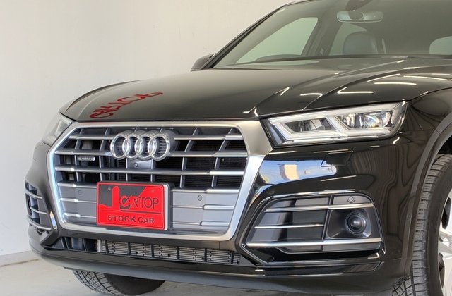 アウディQ5TDI クワトロスポーツ Sラインパッケージ
