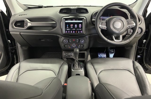 ジープレネゲードリミテッド