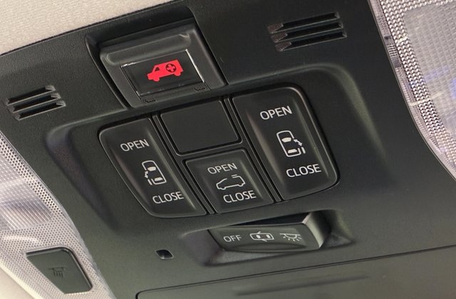 トヨタヴェルファイアZ