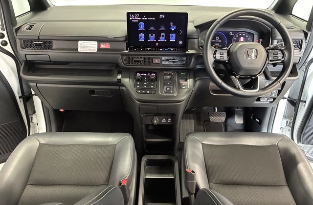 ホンダステップワゴンe:HEV スパーダ