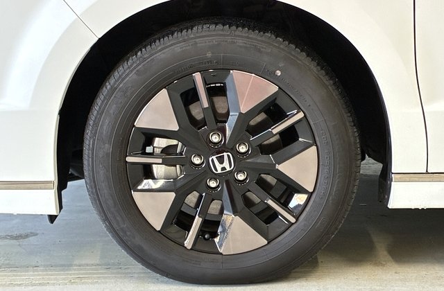 ホンダステップワゴンe:HEV スパーダ