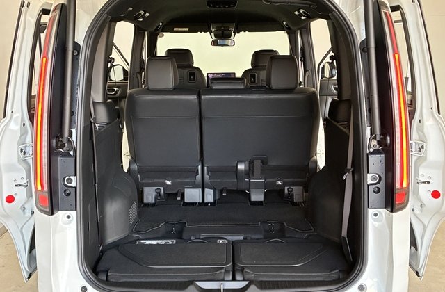 ホンダステップワゴンe:HEV スパーダ