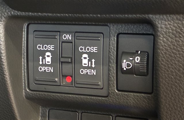 ホンダステップワゴンe:HEV スパーダ