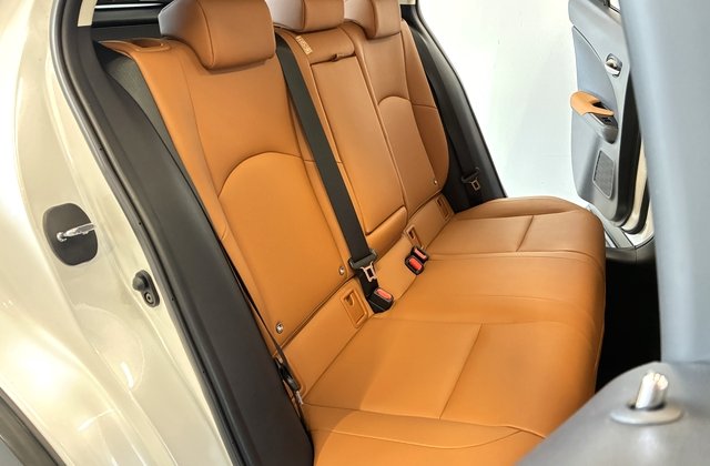 レクサスUX200 バージョンC