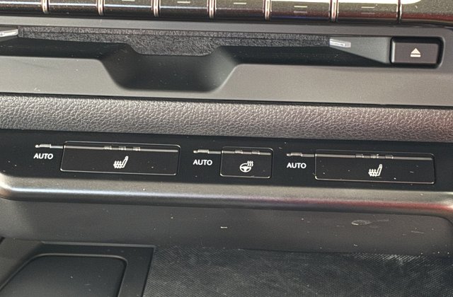 レクサスUX200 バージョンC