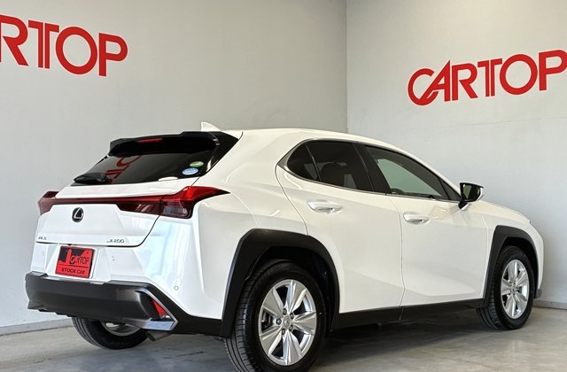 レクサスUX200 バージョンC