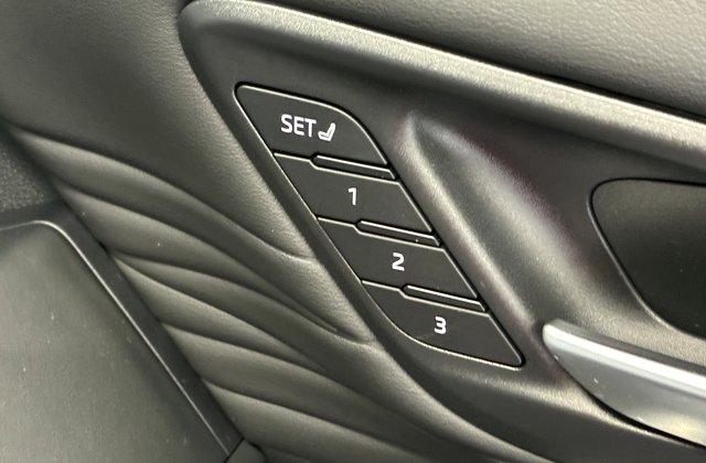 トヨタアルファードハイブリッドZ