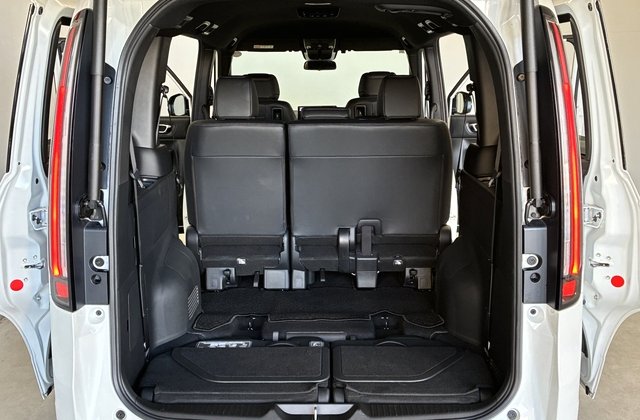 ホンダステップワゴンe:HEV スパーダ