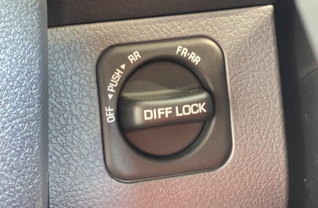 トヨタランドクルーザー70ワゴン AX