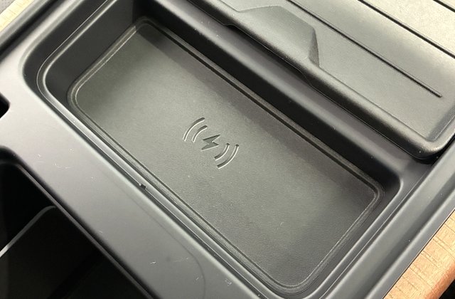 ランドローバーディフェンダー110アーバンナイト’22