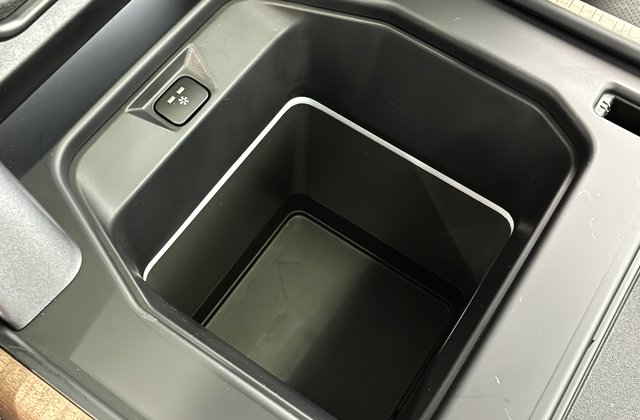 ランドローバーディフェンダー110アーバンナイト’22