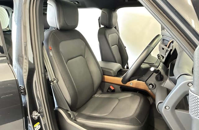 ランドローバーディフェンダー110アーバンナイト’22