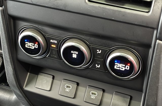 ランドローバーディフェンダー110アーバンナイト’22