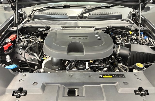 ランドローバーディフェンダー110アーバンナイト’22