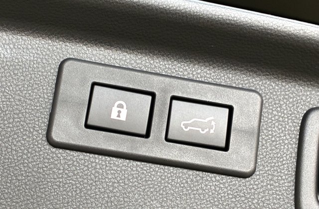 スバルフォレスターSTIスポーツ ブラックインテリアセレクション