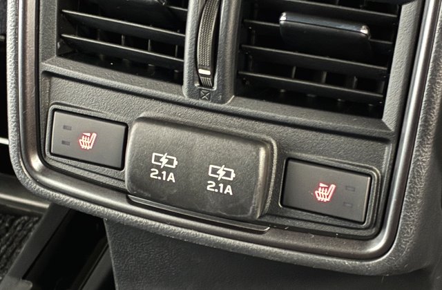 スバルフォレスターSTIスポーツ ブラックインテリアセレクション