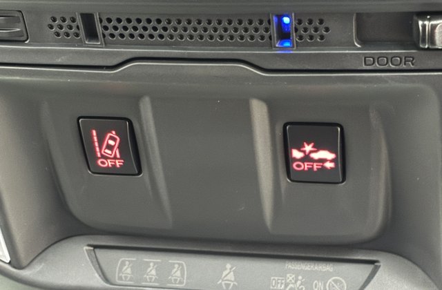 スバルフォレスターSTIスポーツ ブラックインテリアセレクション