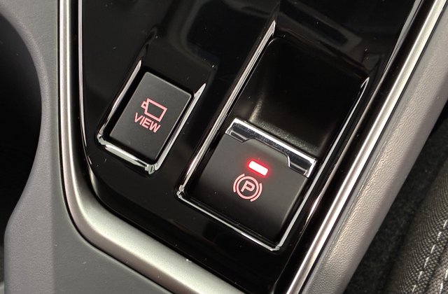 スバルクロストレックリミテッド