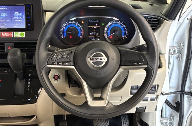 ニッサンルークスX