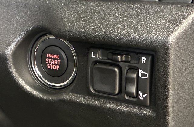 スズキジムニーノマドFC