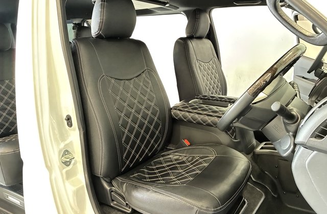 トヨタハイエースバン スーパーGL ダークプライムII