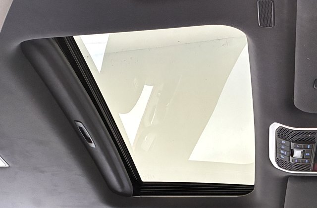 トヨタランドクルーザーGRスポーツ