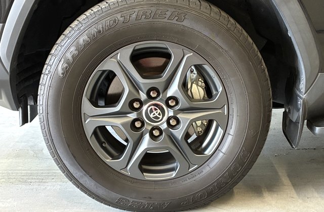 トヨタランドクルーザーGRスポーツ