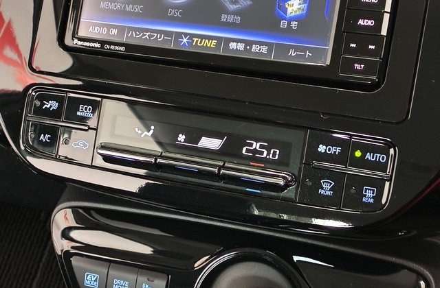 トヨタプリウスSツーリングセレクション