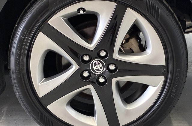 トヨタプリウスSツーリングセレクション