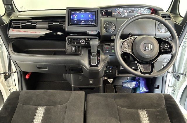 ホンダN-BOXカスタムL