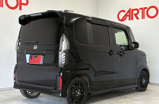 ホンダN-BOXカスタムLターボ スタイル+ブラック