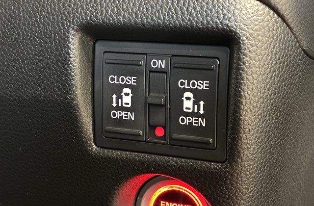 ホンダN-BOXカスタムLターボ スタイル+ブラック