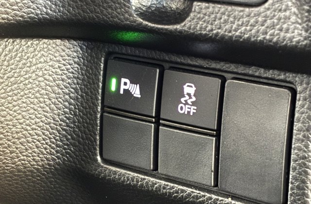 ホンダN-BOXカスタムLターボ スタイル+ブラック