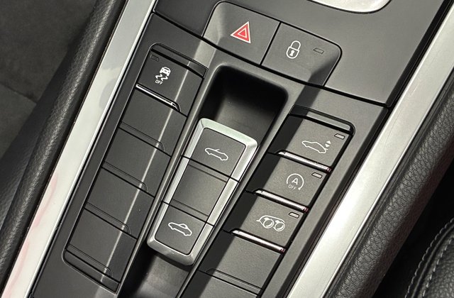 ポルシェ718ボクスター