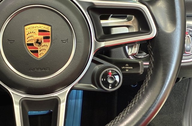 ポルシェ718ボクスター