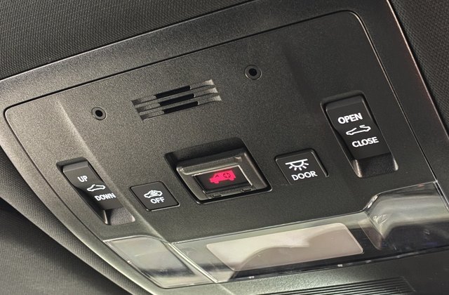 レクサスUX250h バージョンL 4WD