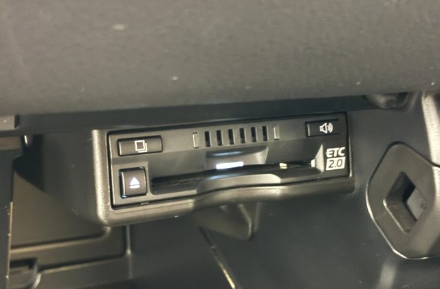 レクサスUX250h バージョンL 4WD